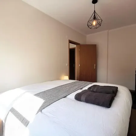 New Sunny House! Your Лиссабон