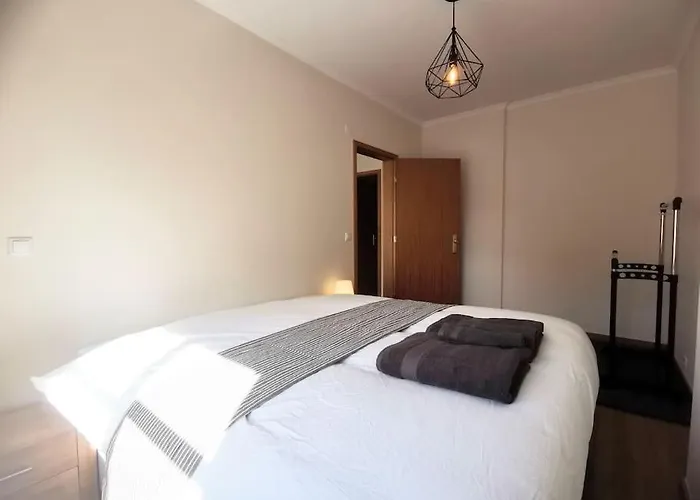 New Sunny House! Your Lisboa