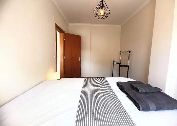New Sunny House! Your Apartamento Lisboa